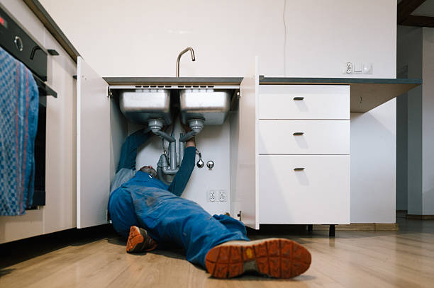 Professional Leak Detection technician working in Hampstead, MD